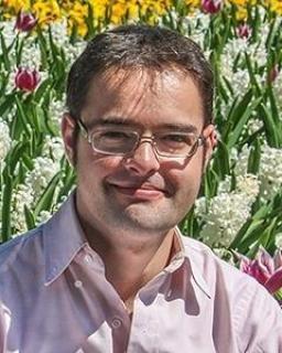 Dr Brett Goodin